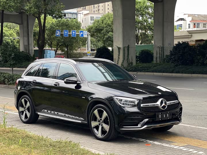 Фото 4 - Mercedes-Benz GLC-Class
