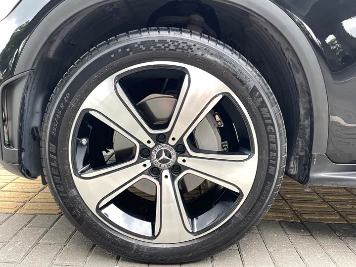 Фото 5 - Mercedes-Benz GLC-Class