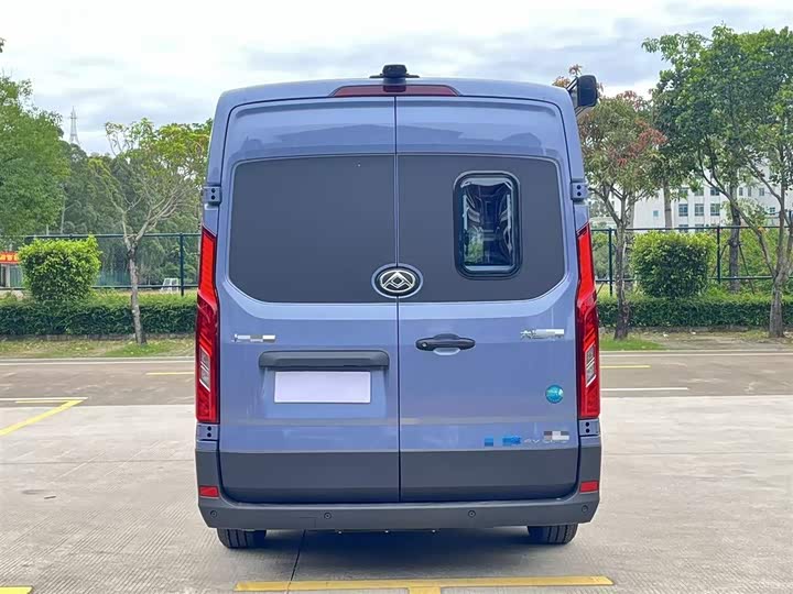 Фото 8 - Maxus V90 RV
