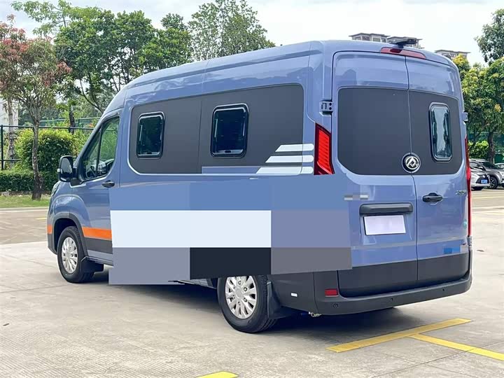 Фото 9 - Maxus V90 RV