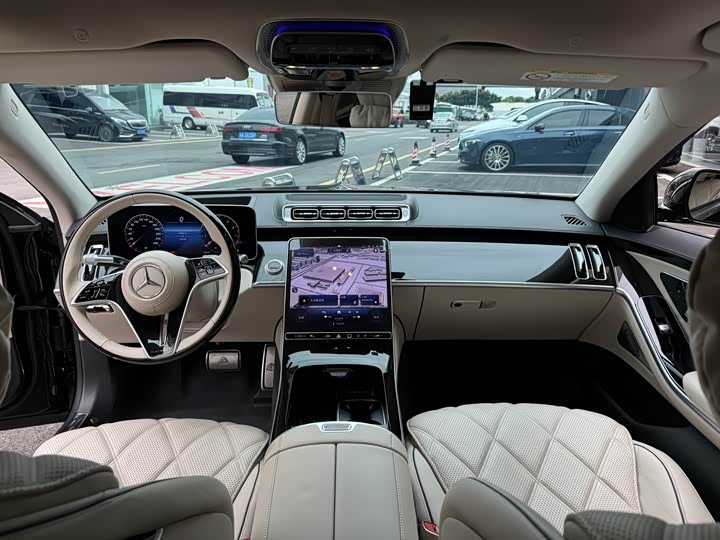 Фото 7 - Mercedes-Benz Maybach S-Class