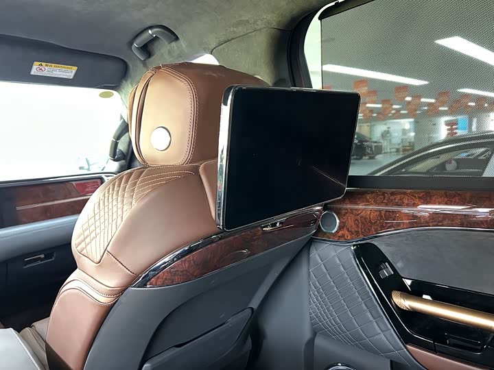 Фото 14 - Hongqi LS7 (Guoyao)