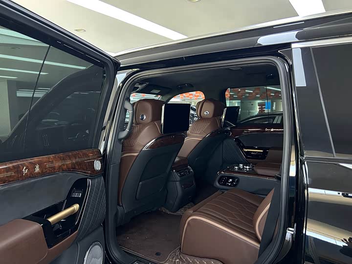 Фото 16 - Hongqi LS7 (Guoyao)