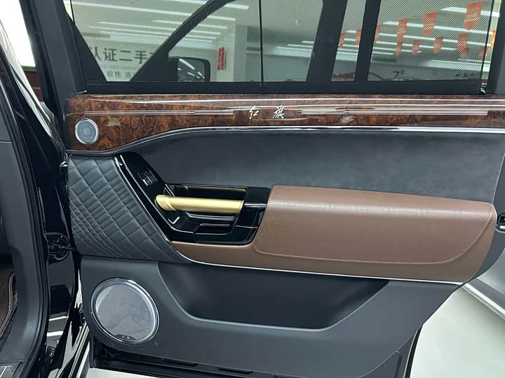 Фото 9 - Hongqi LS7 (Guoyao)