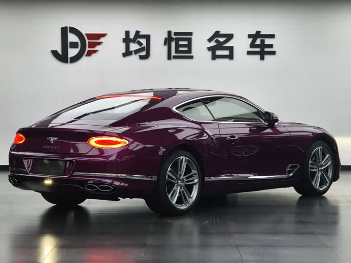Фото 5 - Bentley Continental GT