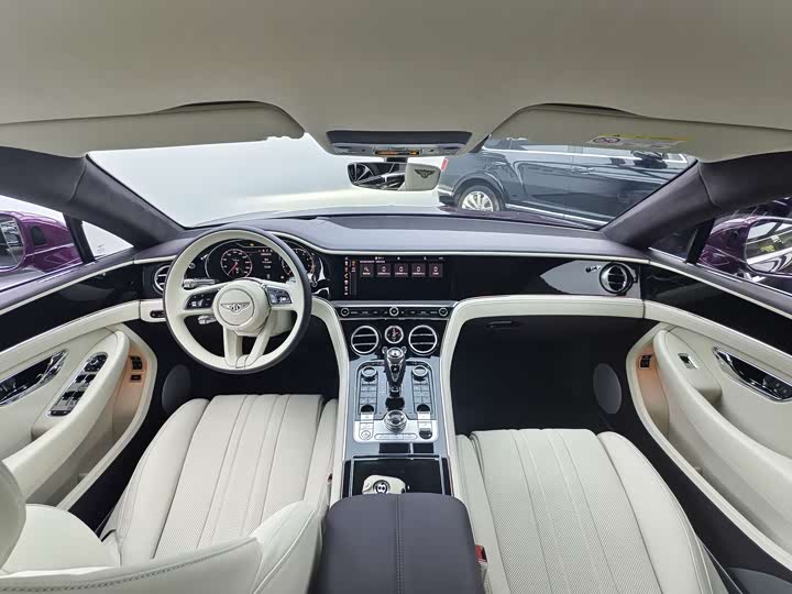 Фото 6 - Bentley Continental GT