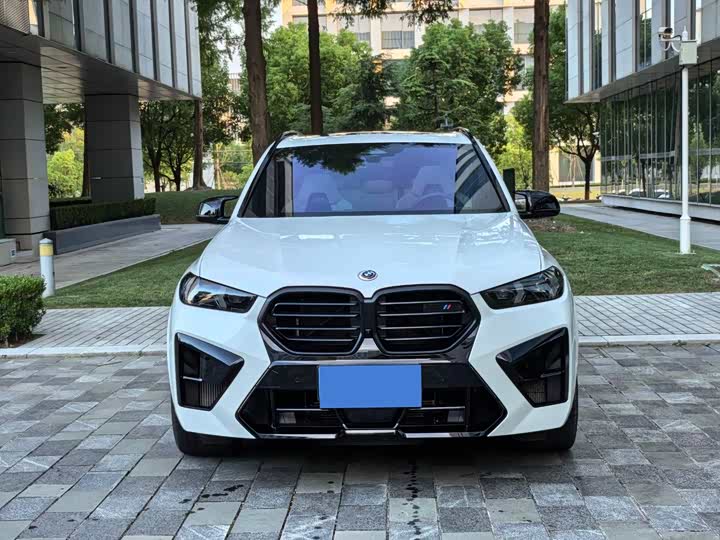 Фото 2 - BMW X5 M