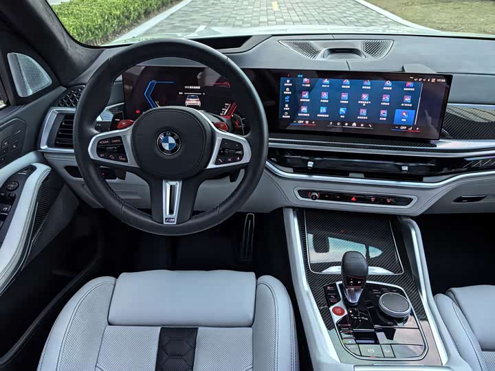 Фото 40 - BMW X5 M