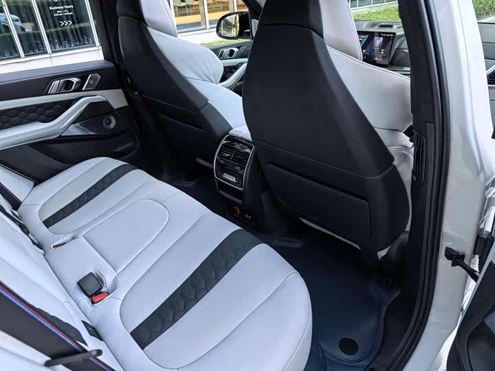 Фото 41 - BMW X5 M