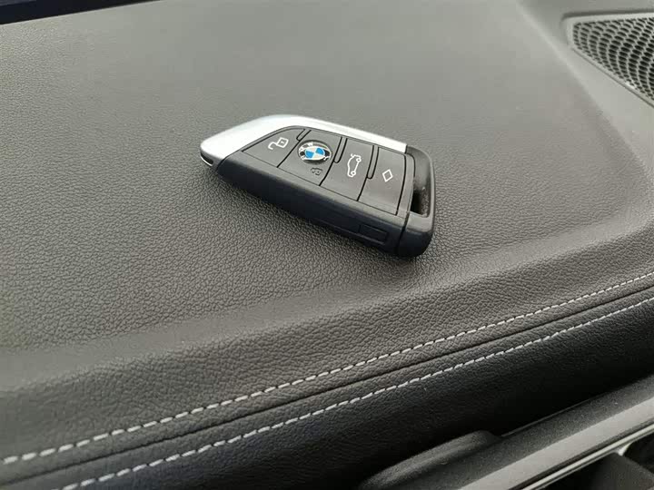 Фото 9 - BMW 3 Series