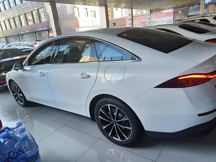 Фото 5 - Roewe D7