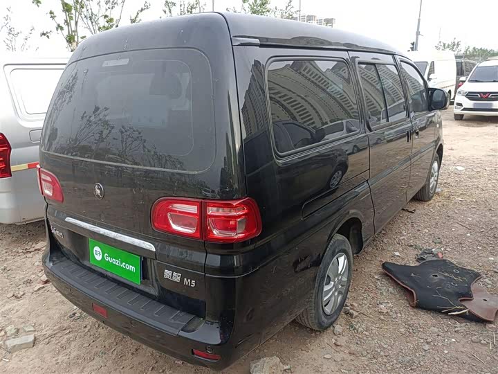 Фото 7 - Dongfeng Forthing Lingzhi M5