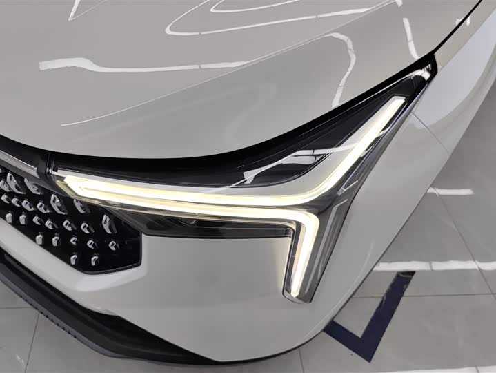 Фото 5 - Bestune T55