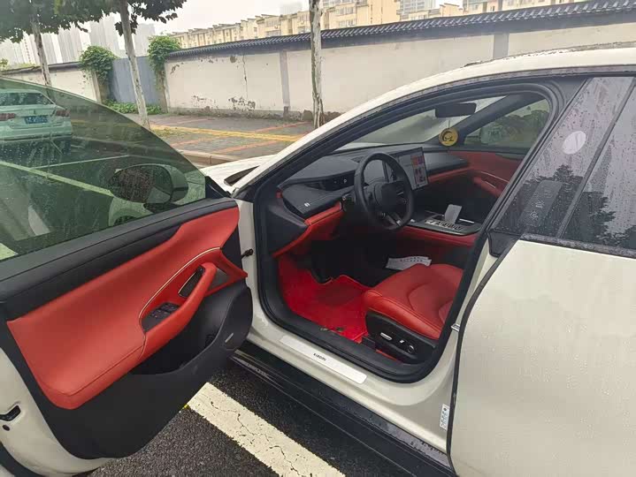 Фото 6 - Xiaomi SU7