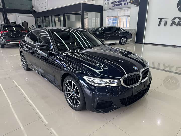 Фото 3 - BMW 3 Series