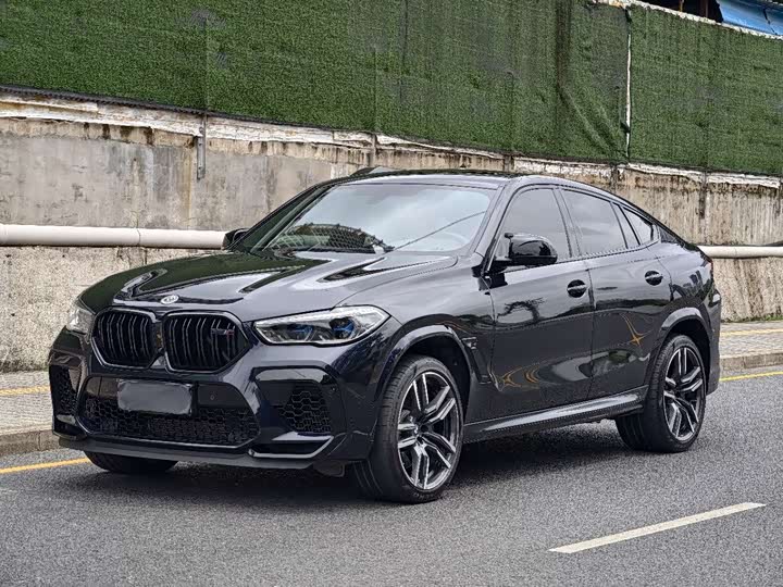 Фото 1 - BMW X6 M
