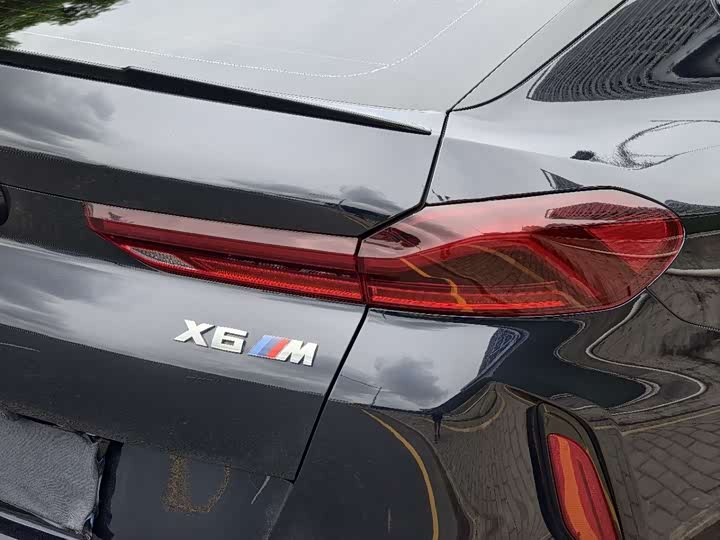 Фото 8 - BMW X6 M
