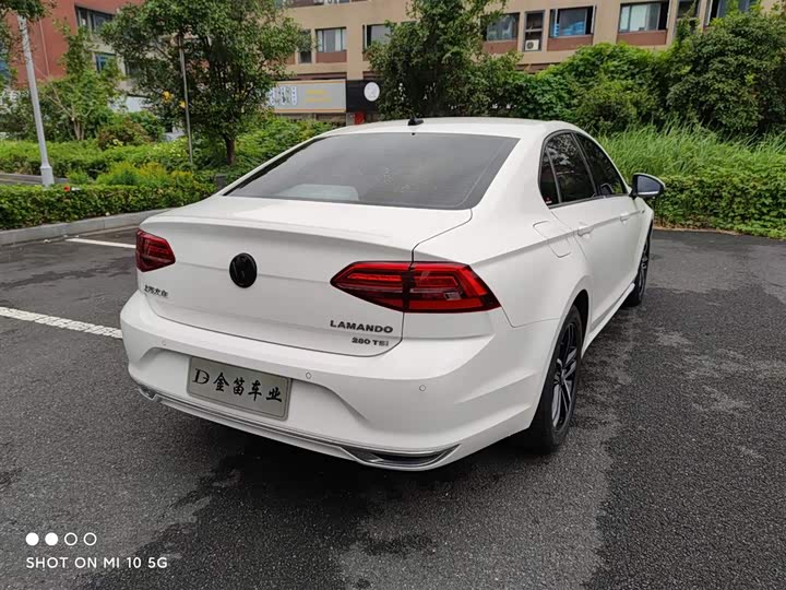 Фото 10 - Volkswagen Lamando L