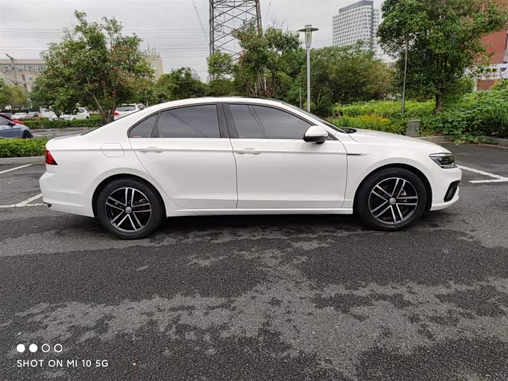 Фото 12 - Volkswagen Lamando L