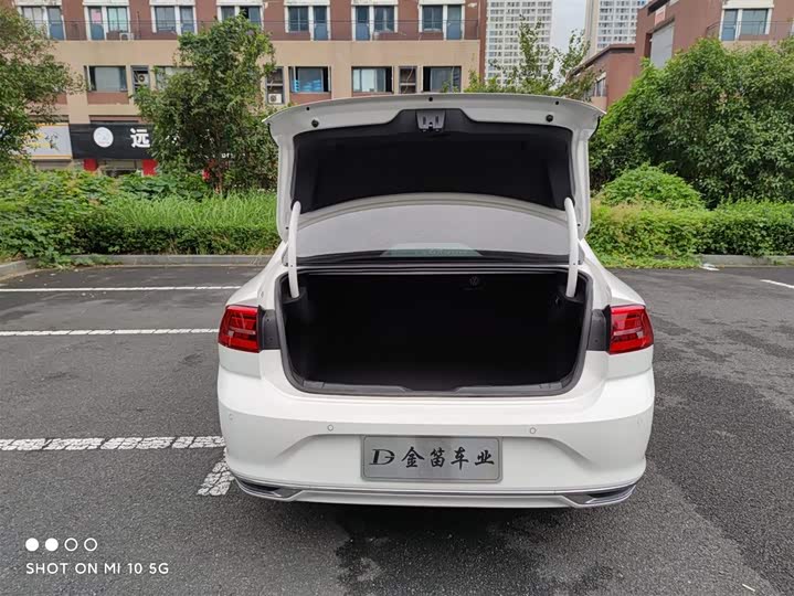 Фото 14 - Volkswagen Lamando L