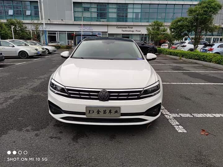 Фото 2 - Volkswagen Lamando L