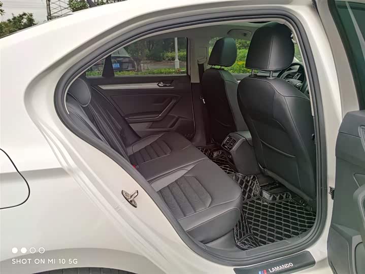 Фото 5 - Volkswagen Lamando L