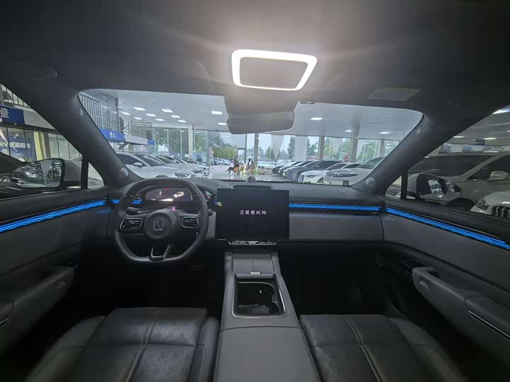 Фото 11 - Zeekr 7X