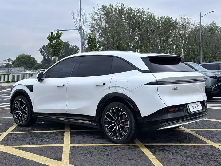 Фото 6 - Zeekr 7X