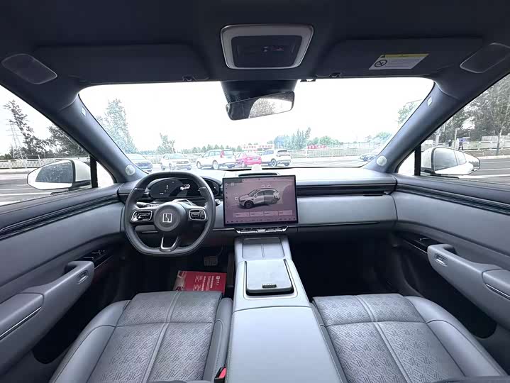 Фото 9 - Zeekr 7X