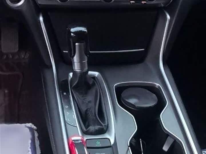 Фото 11 - Honda Accord