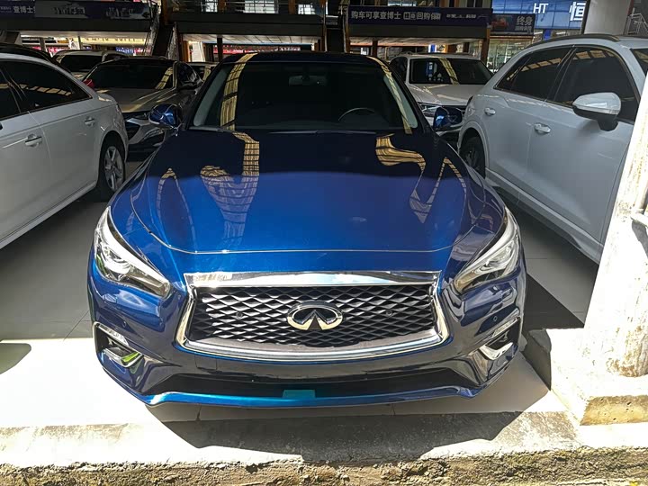 Фото 2 - Infiniti Q50L