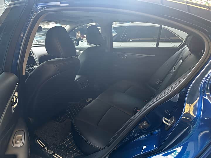 Фото 8 - Infiniti Q50L