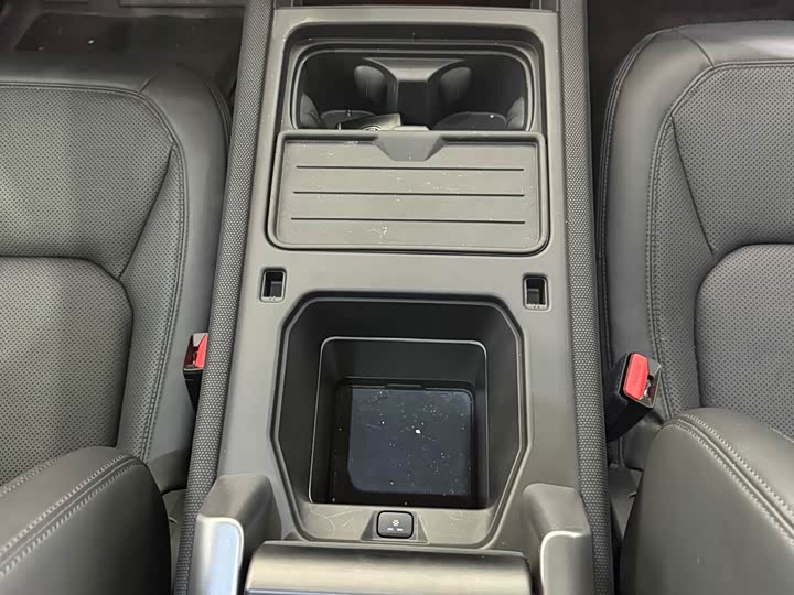 Фото 18 - Land Rover Defender