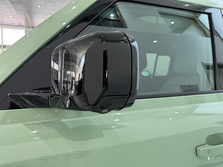 Фото 4 - Land Rover Defender