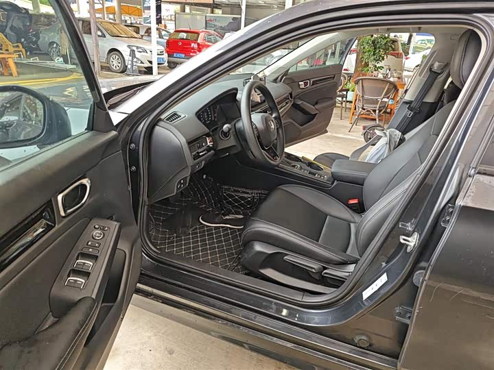 Фото 16 - Honda Civic