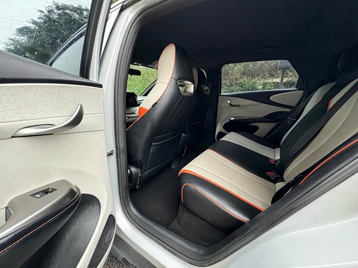 Фото 5 - BYD Dolphin