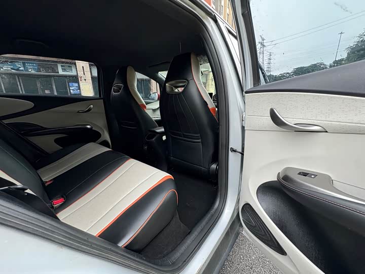 Фото 8 - BYD Dolphin