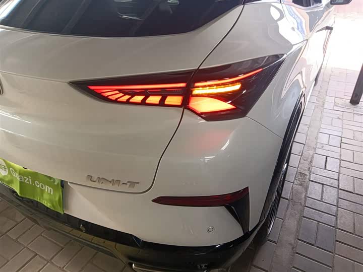 Фото 8 - Changan UNI-T