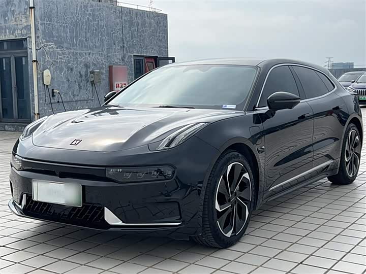 Фото 1 - Zeekr 001