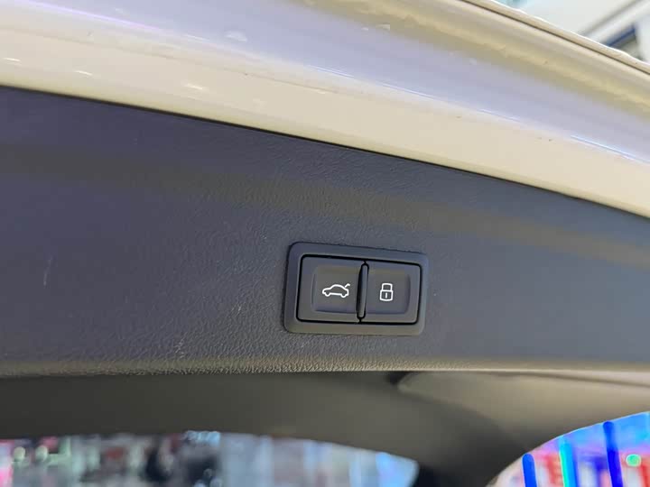 Фото 14 - Audi Q3