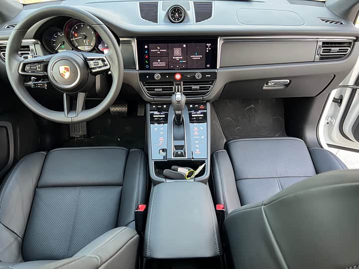 Фото 11 - Porsche Macan