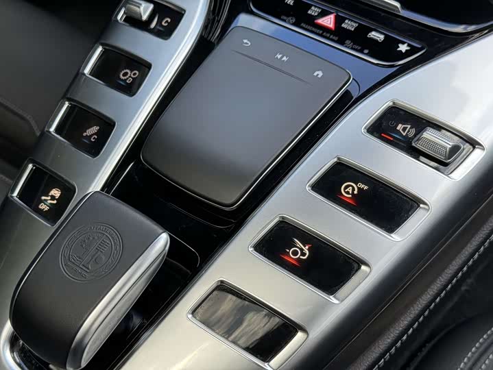 Фото 24 - Mercedes-Benz AMG GT