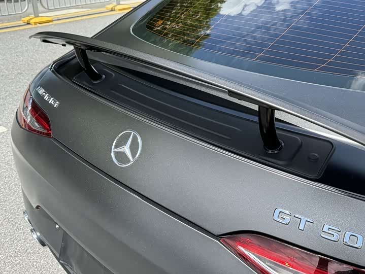 Фото 9 - Mercedes-Benz AMG GT