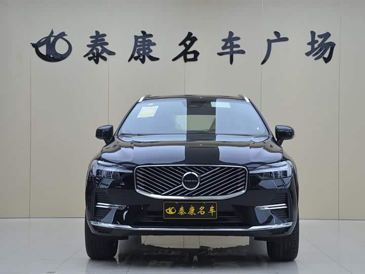 Фото 2 - Volvo XC60