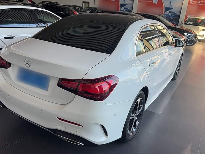 Фото 7 - Mercedes-Benz A-Class