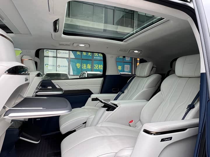 Фото 6 - Buick GL8 Century