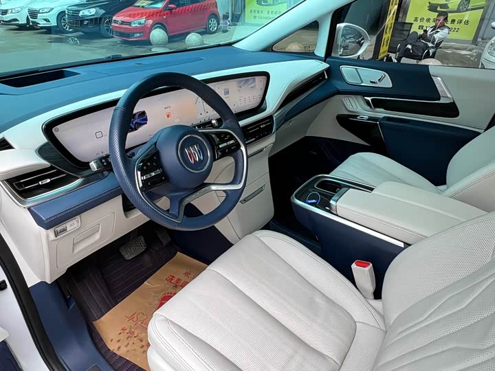 Фото 7 - Buick GL8 Century