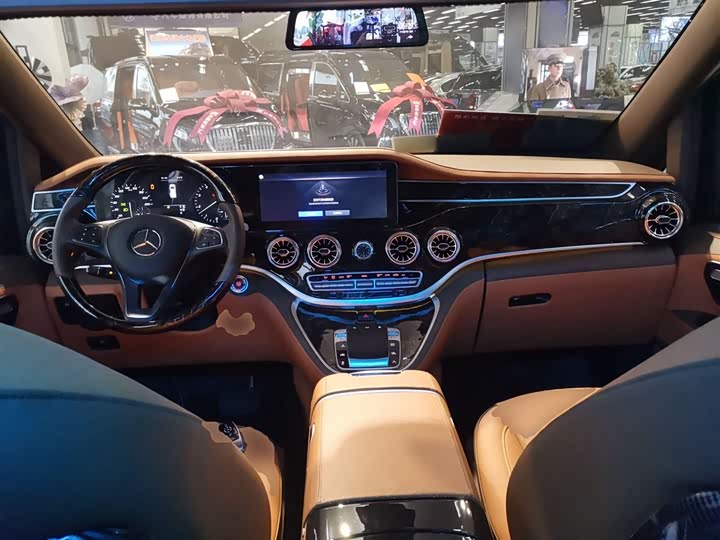 Фото 10 - Mercedes-Benz Vito