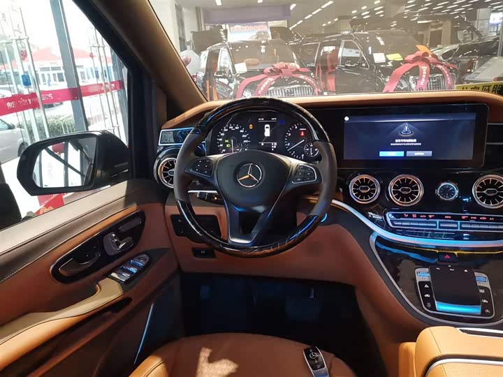 Фото 11 - Mercedes-Benz Vito