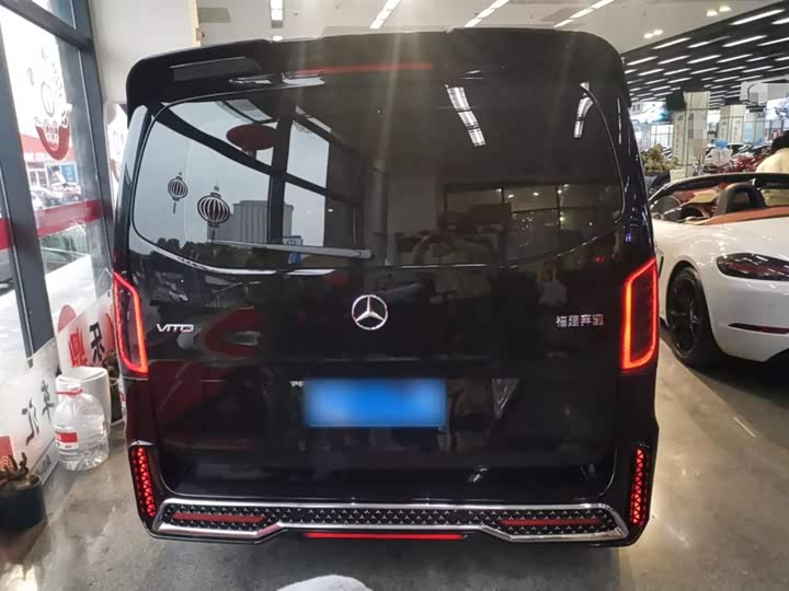 Фото 6 - Mercedes-Benz Vito